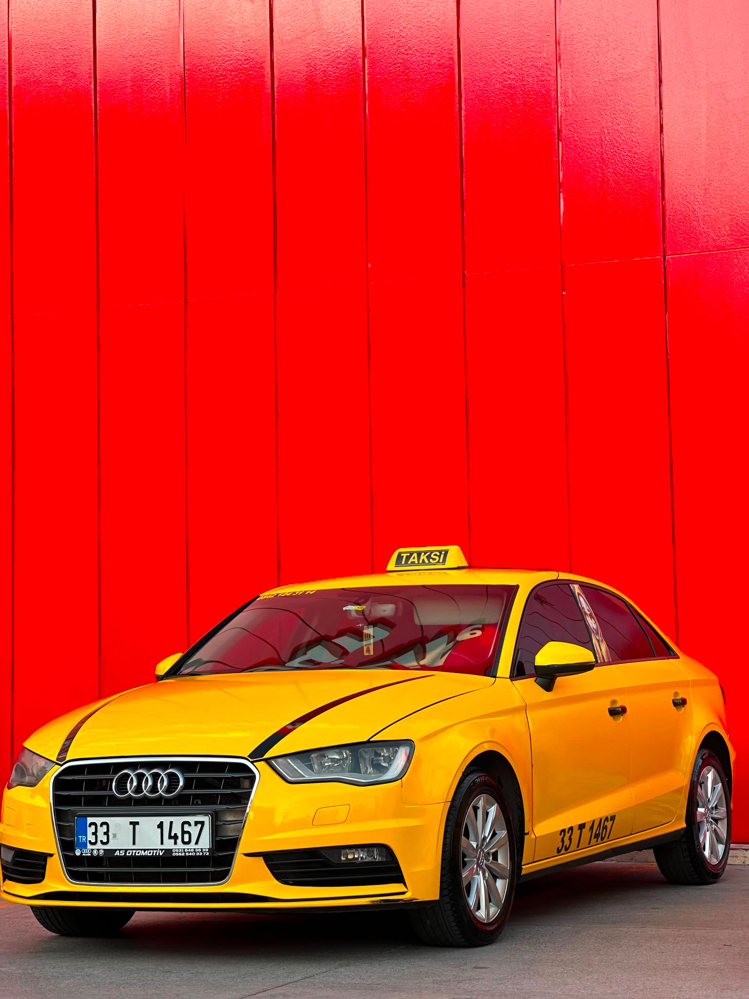 Mersin VIP Audi Taksi Ön Görünüm